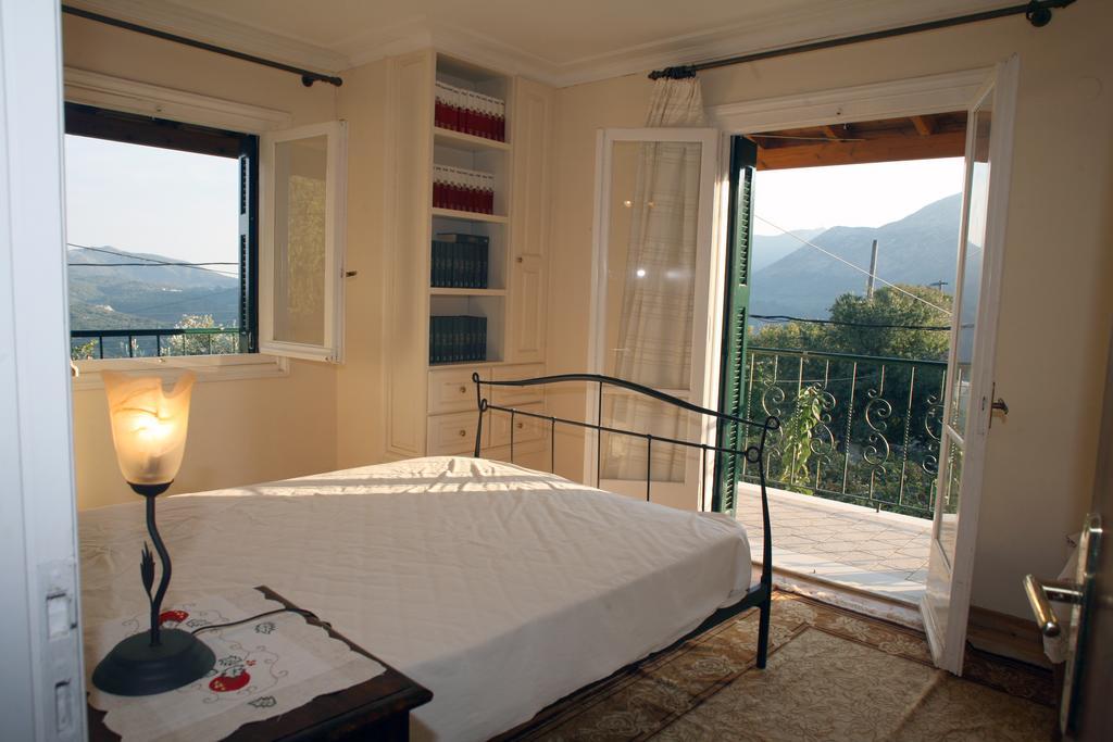 Villa Ilias Pinakokhorion Room photo